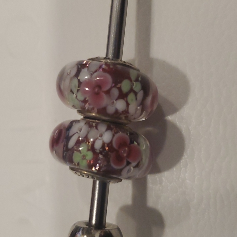 Beautiful Authentic Pandora Murano. - image 4